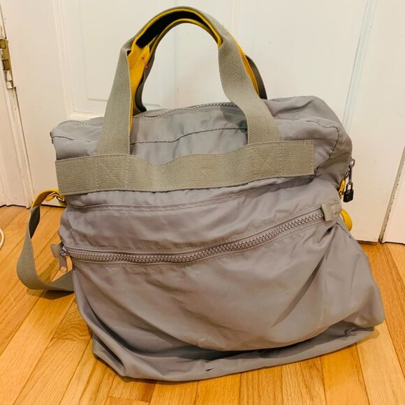 Lucas Nylon Travel Luggage Duffel Overnight Weekend Gym Sports Bag - Picture 4 of 9